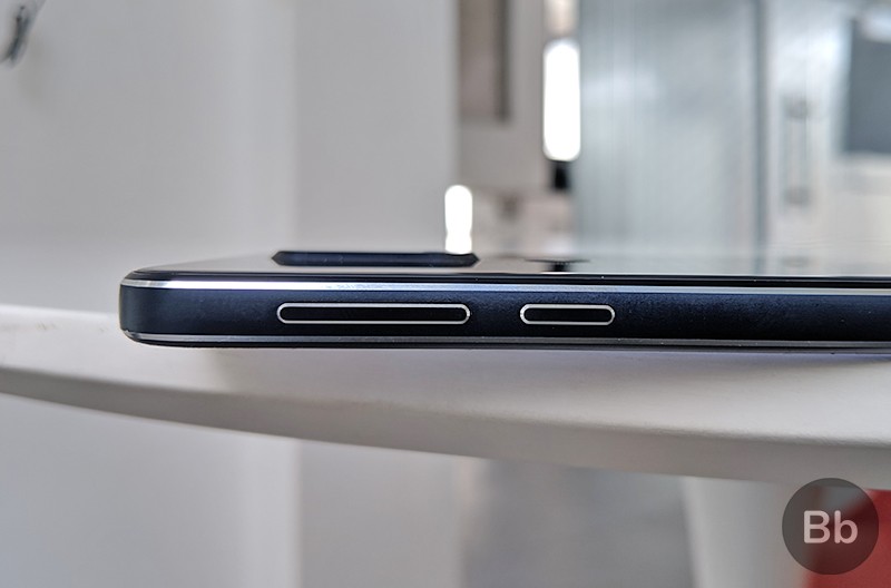 alt text: Hình ảnh màn hình Nokia 7.1 hiển thị hình ảnh sắc nét