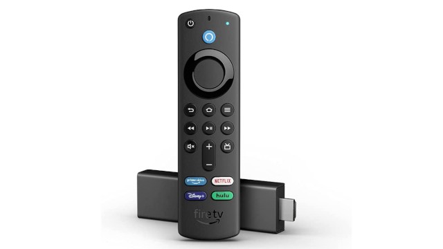 Amazon Fire TV Stick 4K biến TV thường thành Smart TV, hỗ trợ Dolby Vision/Atmos, truy cập các dịch vụ xem phim trực tuyến như Netflix, Prime Video, Disney+