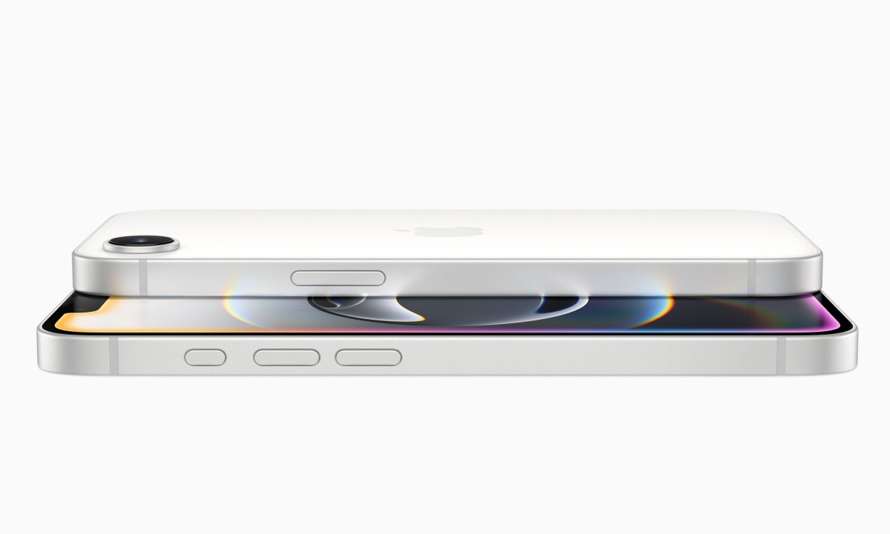 Ảnh sản phẩm iPhone 16e nhìn từ cạnh bên