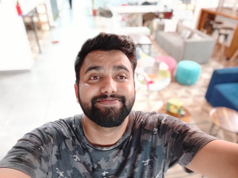 Ảnh selfie chụp bằng Mi 8 SE trong điều kiện ánh sáng tốt