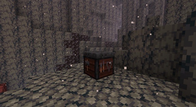 Bàn rèn trong Nether