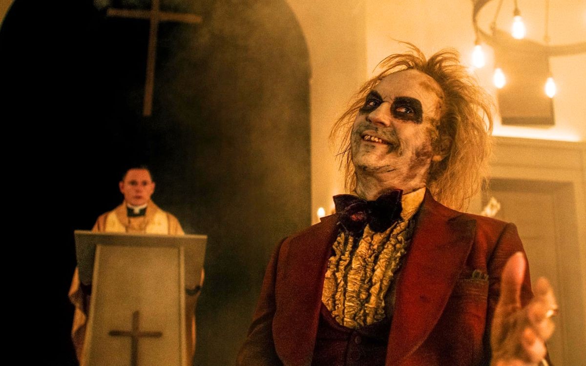 Đánh Giá Phim Beetlejuice 2 (2024): Sự Trở Lại Của “Con Bọ” Sau 36 Năm
