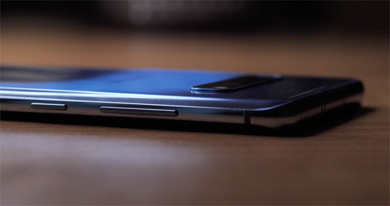Các nút bấm trên Galaxy S10 Plus