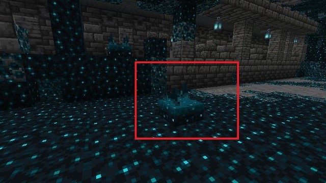 Hướng Dẫn Chi Tiết Cách Xây Dựng Farm Sắt (Iron Farm) Hiệu Quả Trong Minecraft (2025)
