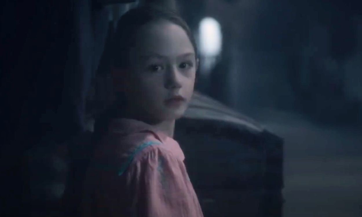 Cảnh trong phim The Haunting of Bly Manor