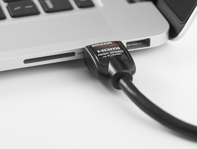 Cáp HDMI Amazon Basics