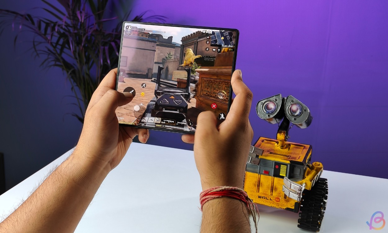 Chơi game trên Vivo X Fold 3 Pro