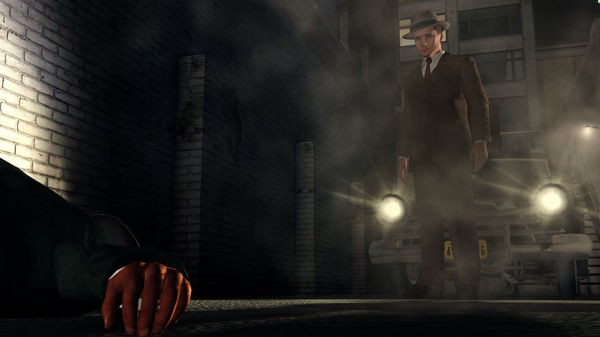 Cole Phelps thẩm vấn một nghi phạm trong L.A. Noire