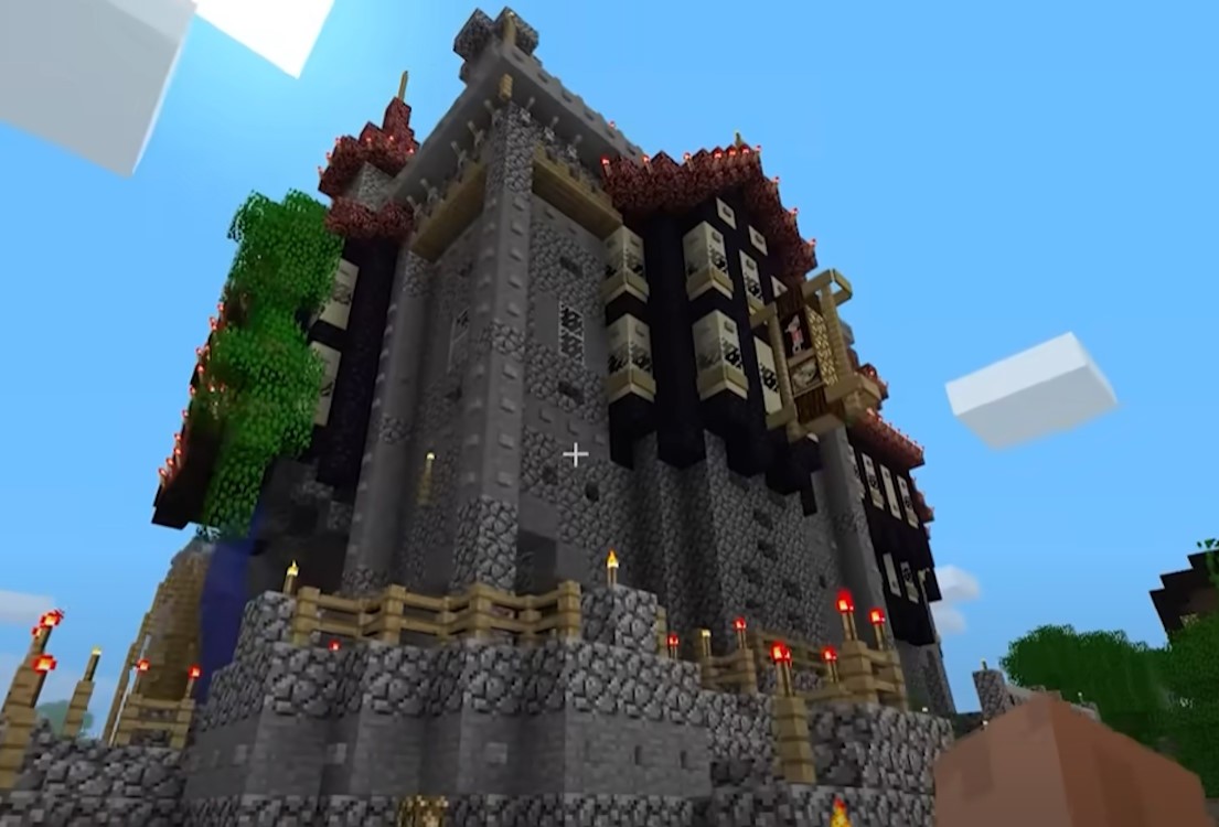 Công trình xây dựng bằng tài nguyên đơn giản trong Minecraft Beta