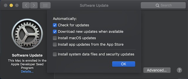 Cửa sổ Software Update với nút Advanced được đánh dấu.
