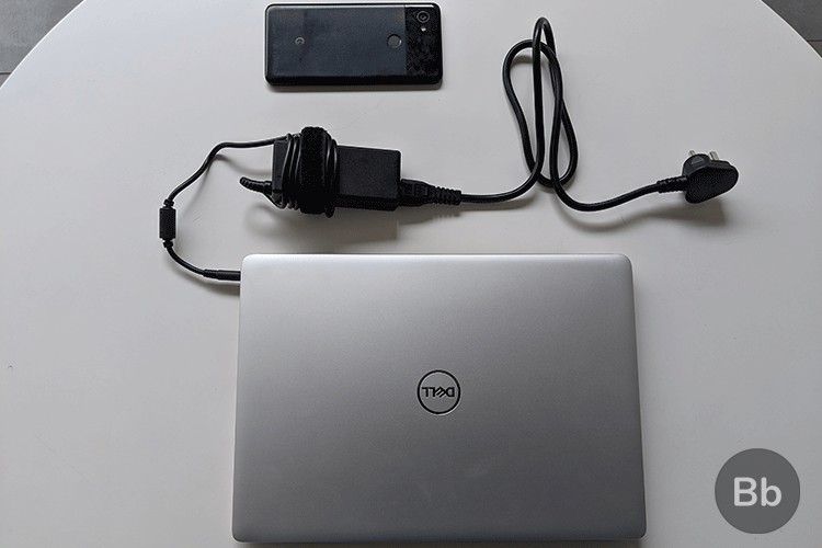 Dell Inspiron 5480: Thời lượng pin đủ dùng cho một ngày làm việc