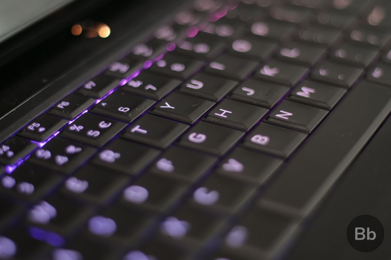 Đèn bàn phím của Alienware 17 R5