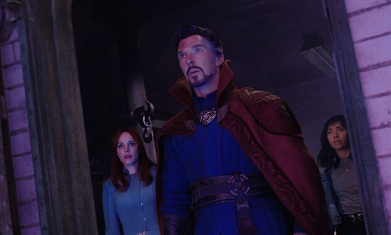 Doctor Strange trong Đa Vũ Trụ Hỗn Loạn