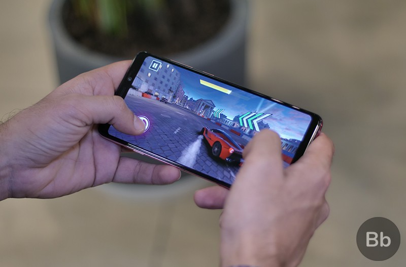 Galaxy A9 đáp ứng tốt các tựa game nhẹ