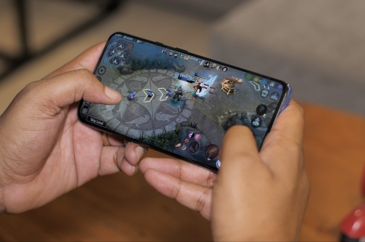Danh Sách Game Android Hỗ Trợ 90Hz và 120Hz Mượt Mà Nhất 2025