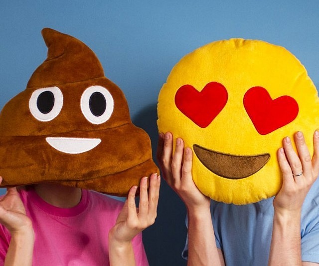 Gối Emoji