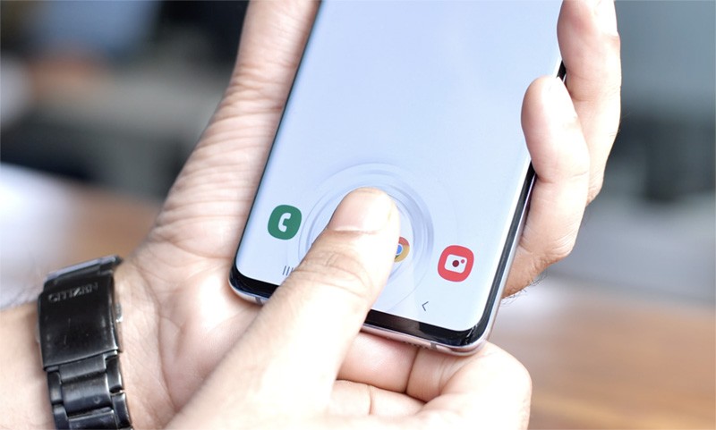 Hình ảnh cảm biến vân tay trên Galaxy S10 Plus