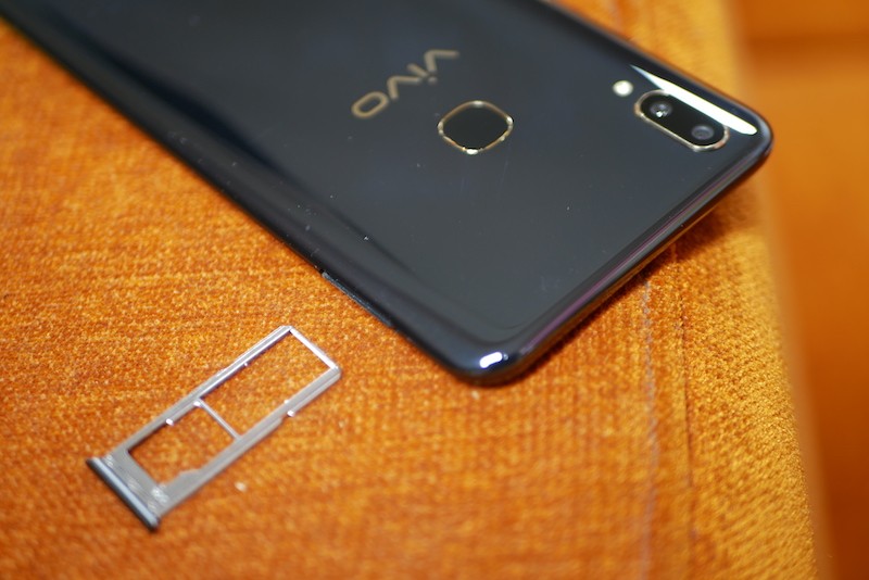 Hình ảnh đàm thoại trên Vivo V9