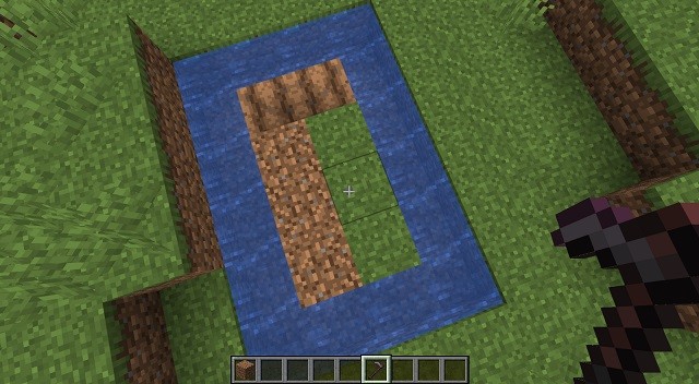 Hình ảnh đất đã cày xới trong Minecraft
