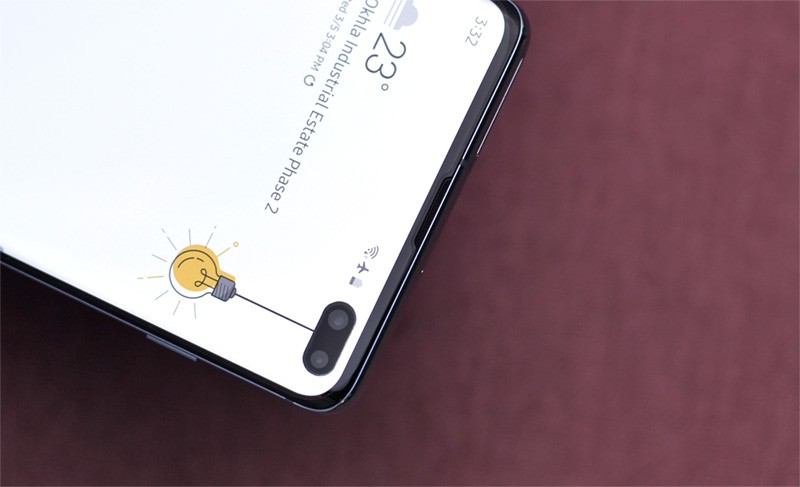 Hình ảnh nốt ruồi trên Galaxy S10 Plus