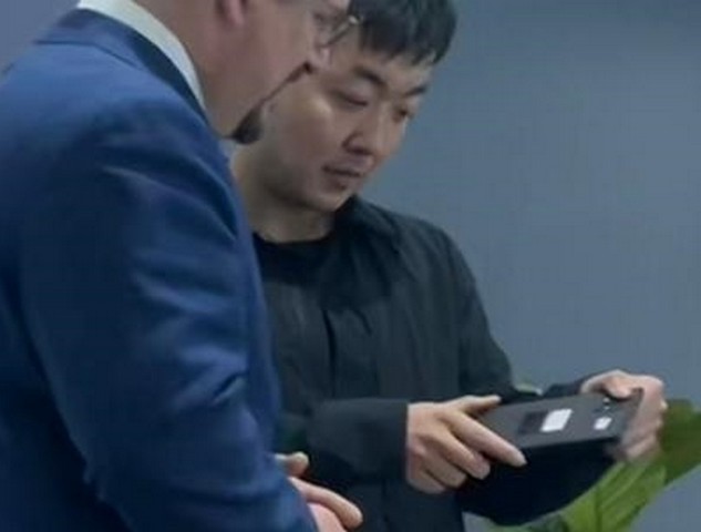Nothing Phone (1): Hình Ảnh Rò Rỉ và Những Gì Chúng Ta Biết