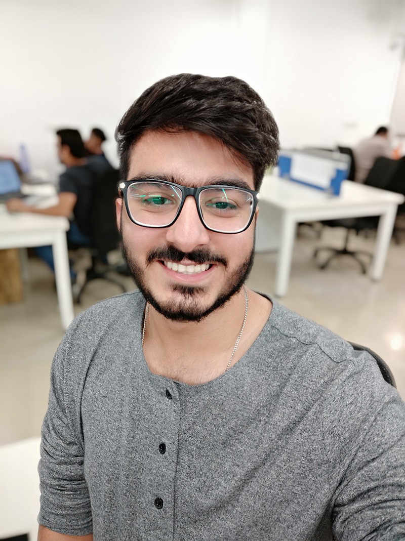 Hình ảnh selfie từ Mi A2