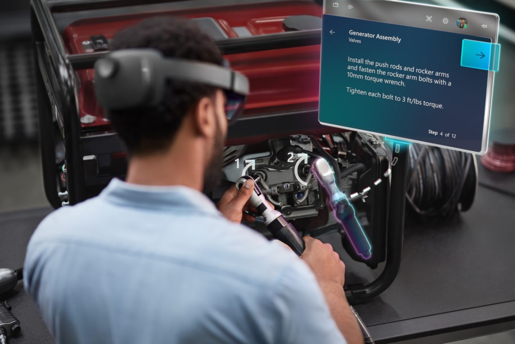 HoloLens 2 hỗ trợ Office 365 và Azure