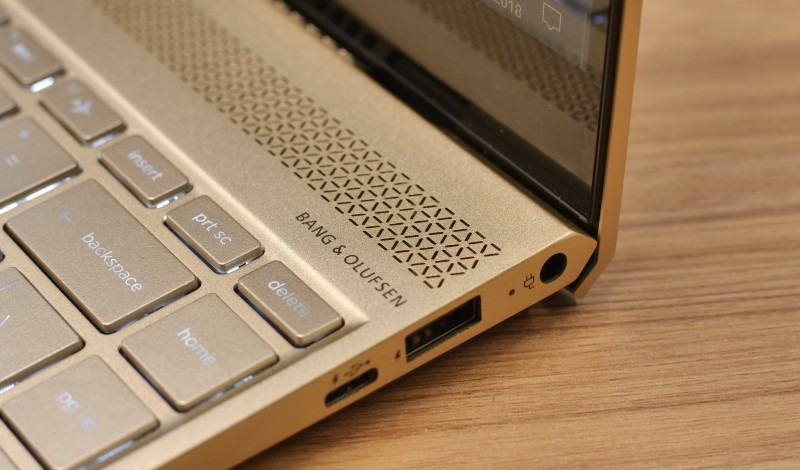 HP Envy 13-ad125TU Âm Thanh Chất Lượng Cao