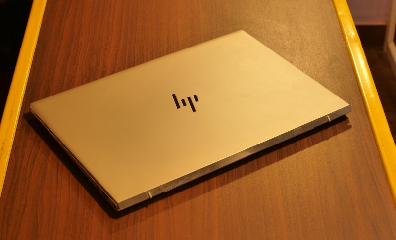 HP Envy 13-ad125TU Thiết Kế Đẹp Nhưng Tản Nhiệt Kém