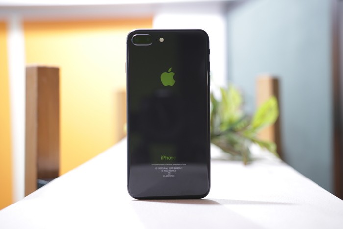 iPhone 8 Plus Definitely Not A Looker 2