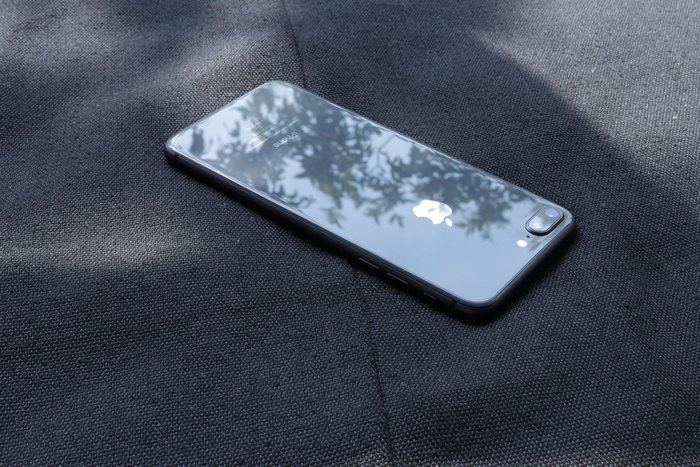 iPhone 8 Plus Design