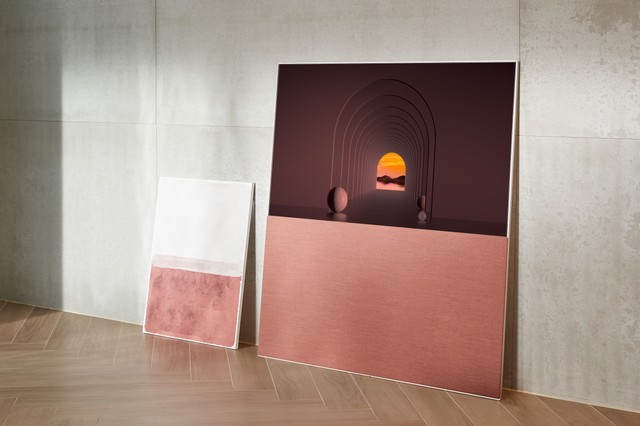 LG Trình Diễn Các Mẫu TV Độc Đáo Tại CES 2022