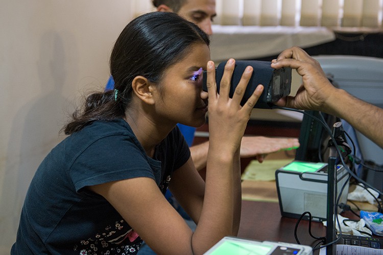 Lỗ Hổng Bảo Mật Aadhaar: Chỉ Cần 125 Rupee Để Đánh Cắp Danh Tính