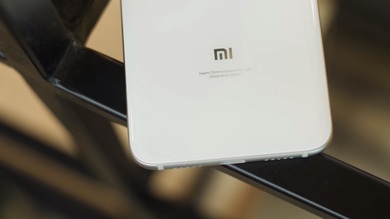 Logo Mi 8