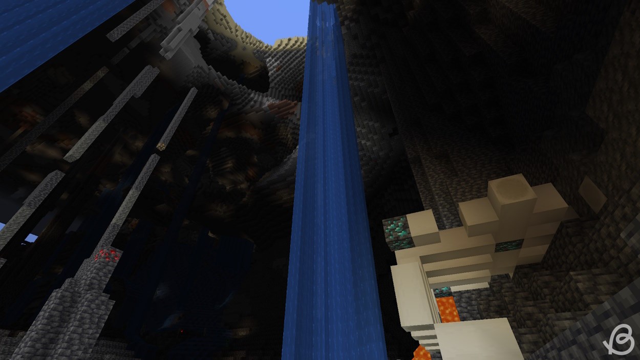 Lối vào hang động lớn dẫn đến tận một hóa thạch kim cương trong seed Minecraft sinh tồn này