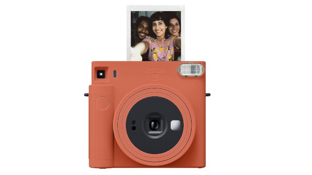 Máy ảnh lấy liền Fujifilm Instax Square SQ1, chụp ảnh vuông tỷ lệ 1:1, chế độ selfie, có các màu cam, trắng, xanh