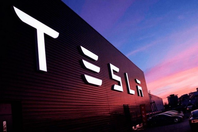 Tấn Công Cryptojacking Nhắm Vào Hạ Tầng Đám Mây Của Tesla: Sự Thiếu An Toàn Được Đổ Lỗi