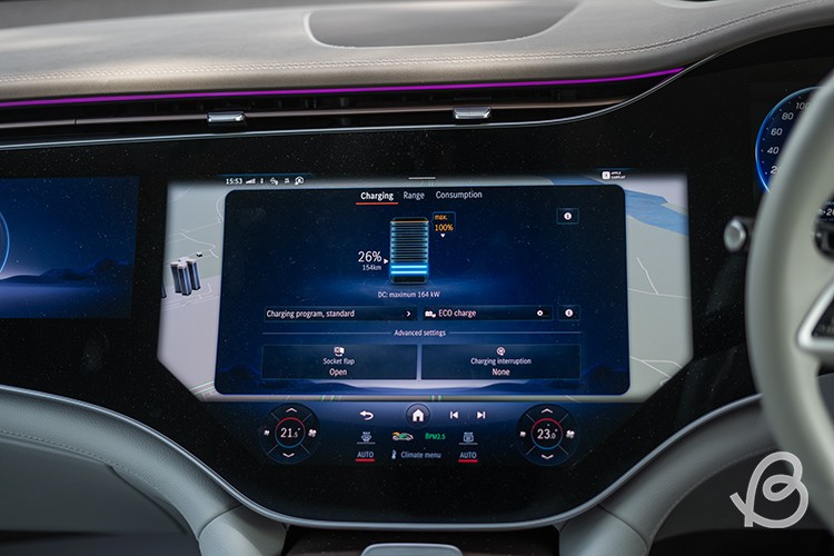 Mercedes EQE charging and range display on infotainment screen