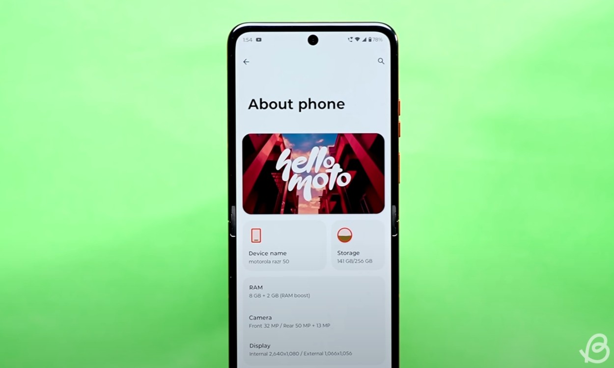 Motorola Razr 50 Hello UI