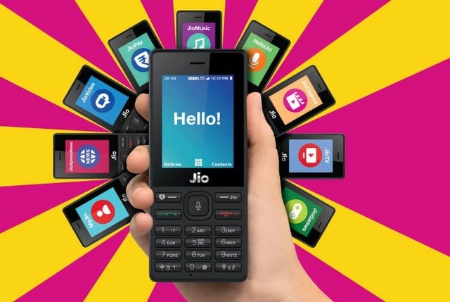 Người Dùng JioPhone Tiêu Thụ 7GB Dữ Liệu Mỗi Tháng, Chuyển Dần Sang Gói Dịch Vụ Cao Cấp Hơn