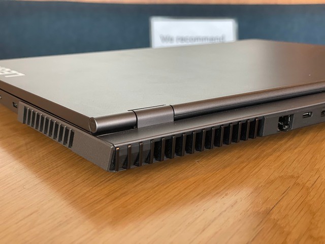 Nhiệt độ CPU và GPU khi chơi game trên Lenovo Legion 7