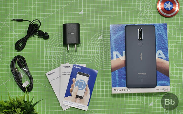 Nội dung bên trong hộp Nokia 3.1 Plus
