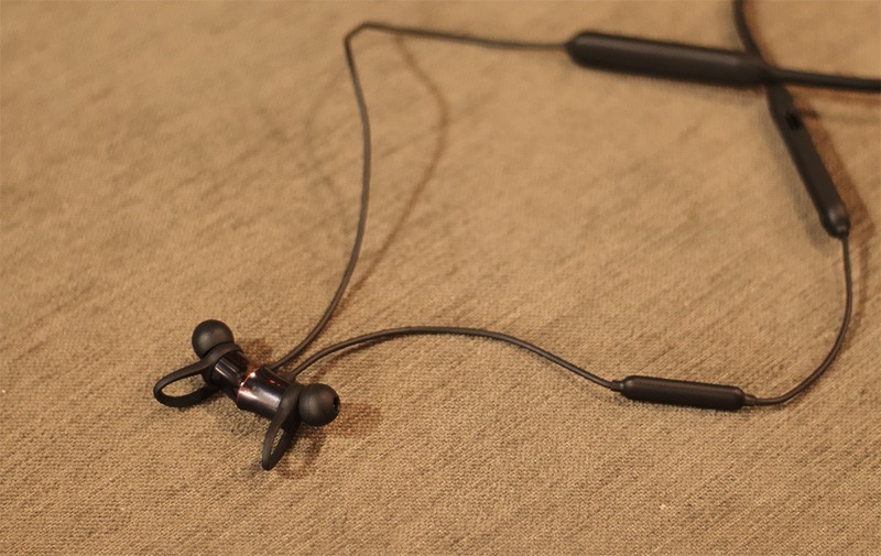 OnePlus Bullets Wireless - Housing tai nghe