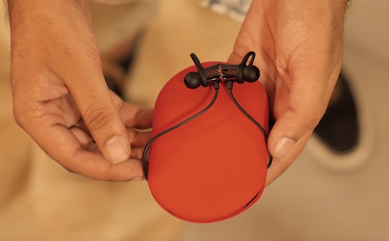 OnePlus Bullets Wireless - Tai nghe trong túi