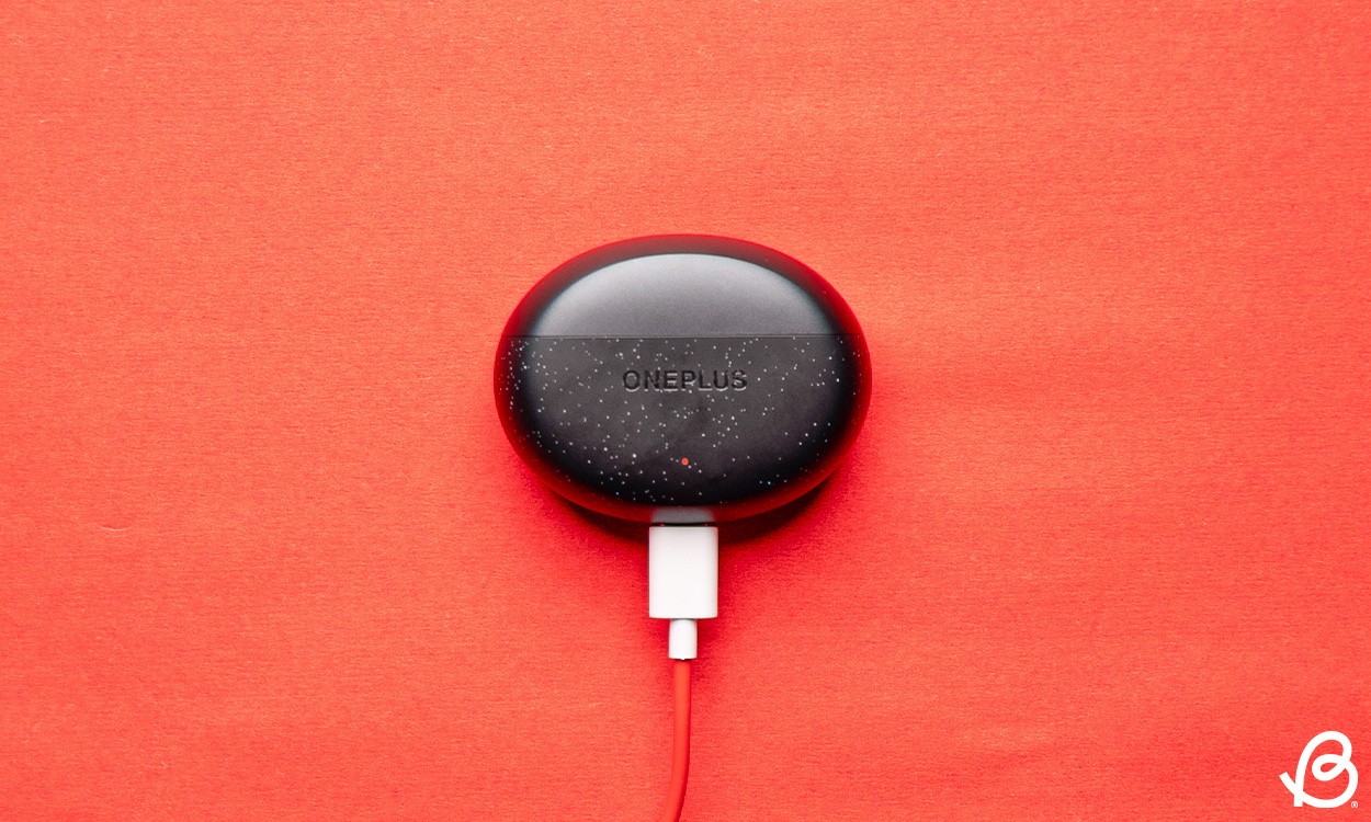 OnePlus Nord Buds 3 Pro Charging