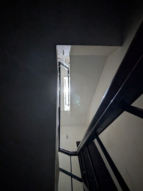 Pixel 9 night shot 2