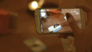 Prynt: Ốp Lưng Điện Thoại Biến Hình Thành Máy Ảnh Polaroid?