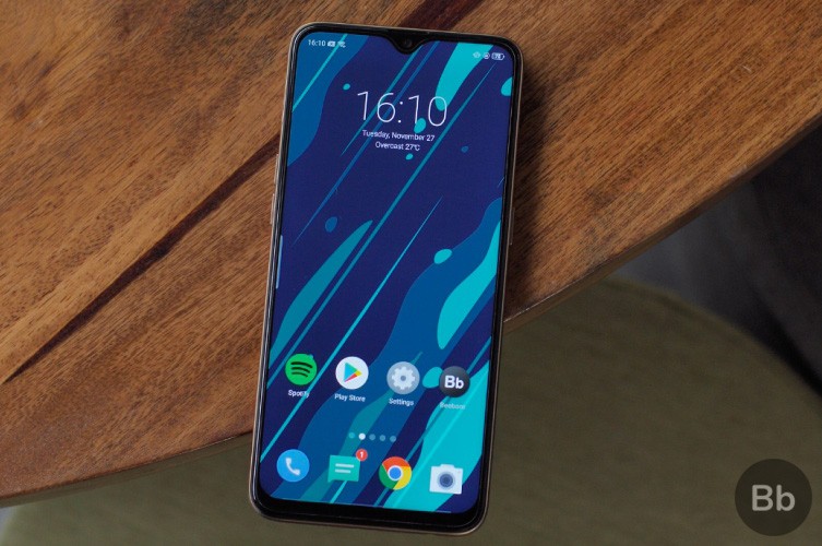 Realme U1: Màn hình hiển thị sắc nét