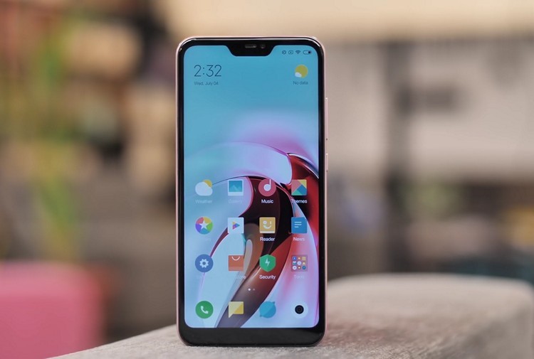 Redmi 6 Pro với màn hình tai thỏ