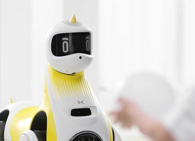 Xpeng Robotic Unicorn: Robot Đơn Sừng Thông Minh Dành Cho Trẻ Em